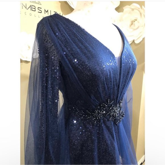 Navy V-neckline evening Dress - Picture 4 of 11